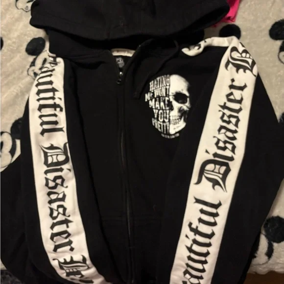 Beautiful Disaster Zip hoodie Black and White Skull Graphic Art - Picture 2 of 4